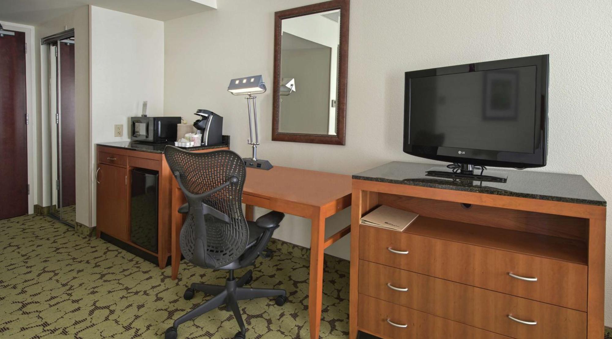 Hilton Garden Inn Huntsville/Space Center Εξωτερικό φωτογραφία