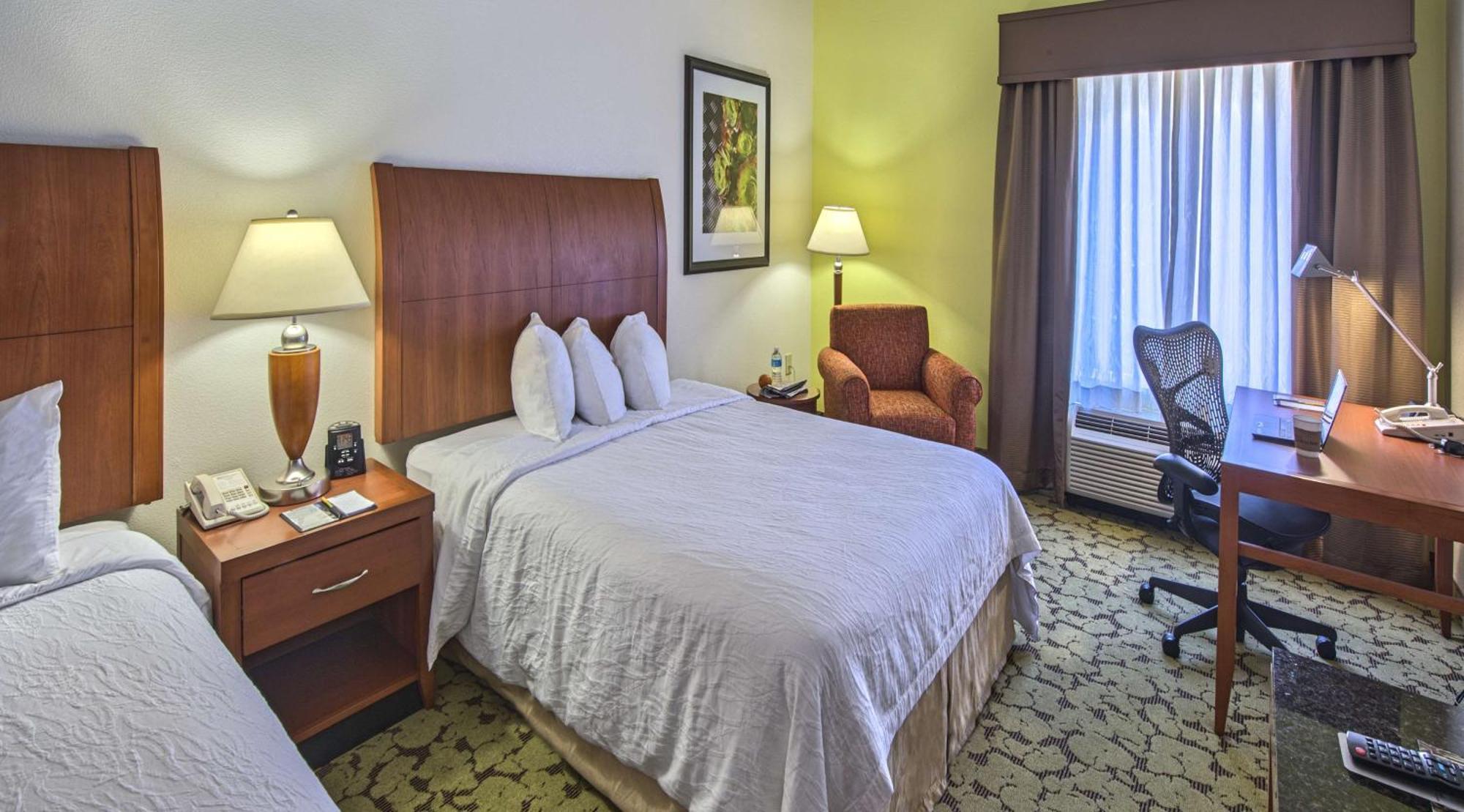 Hilton Garden Inn Huntsville/Space Center Εξωτερικό φωτογραφία